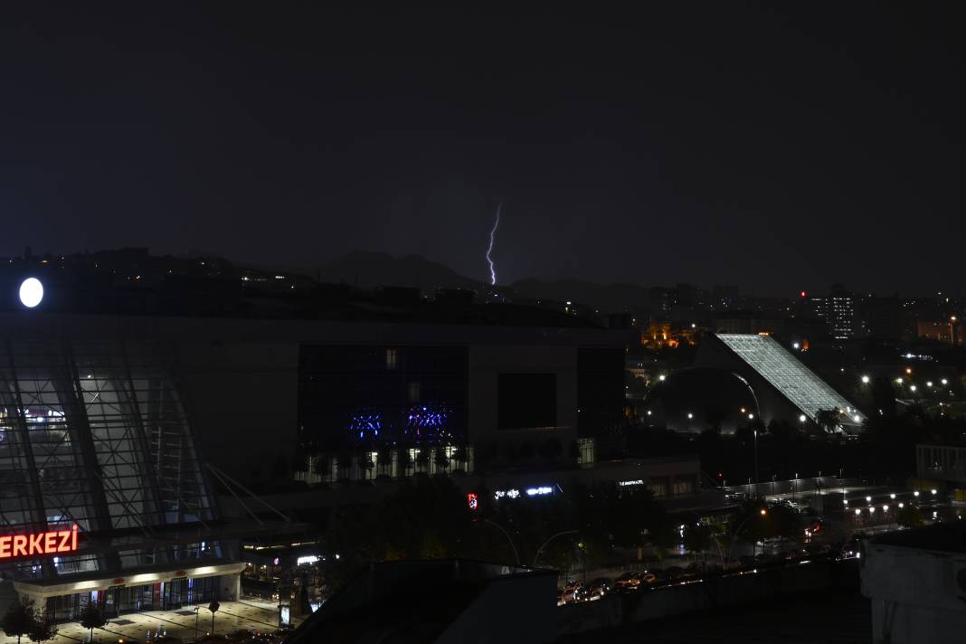 Ankara’da gece gündüze döndü 5